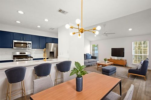 b-6203 Okner Ln, Austin, TX, 78745-3893 | Card Image