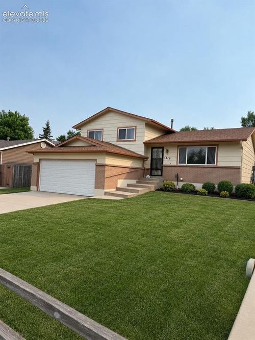 1810 Winnebago Rd, Colorado Springs, CO, 80915-1824 | Card Image