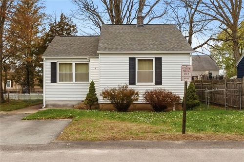 9 Mcguire Rd, North Providence, RI, 02904-3717 | Card Image