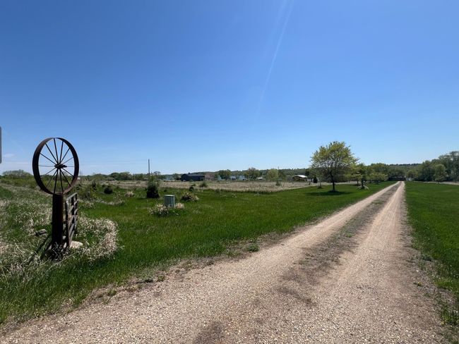 Driveway Entrance - View to South | Image 56