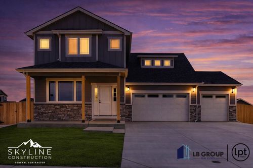 1001 River Heights Dr, Mills, WY, 82604-2120 | Card Image