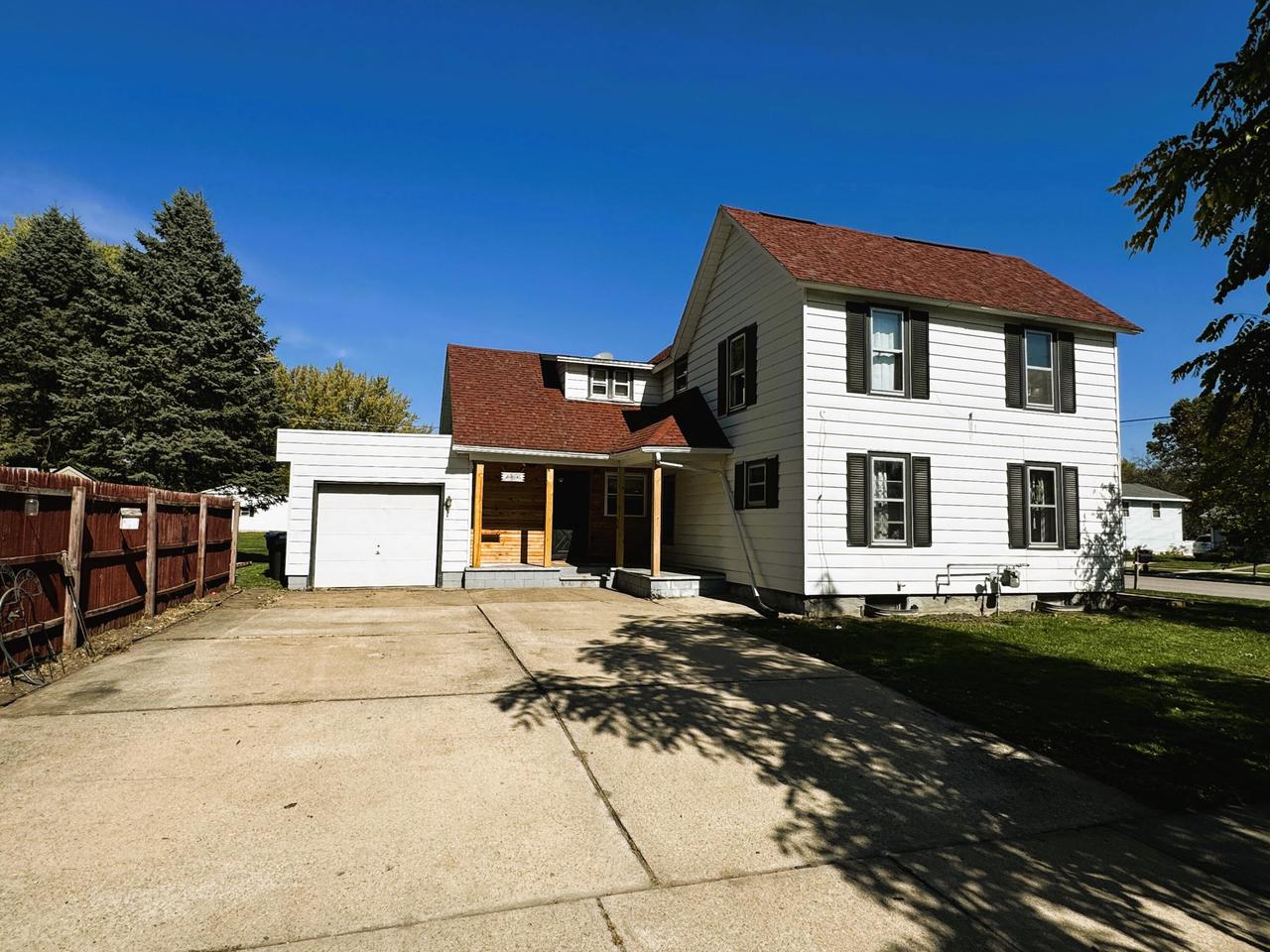 Chester St, Sparta, WI 54656