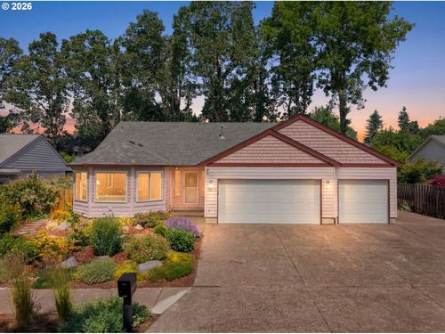 19345 Vincent Dr, Oregon City, OR, 97045-6902 | Card Image