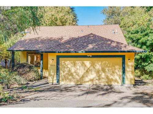 2439 Sw Idaho St, Portland, OR, 97239-1962 | Card Image