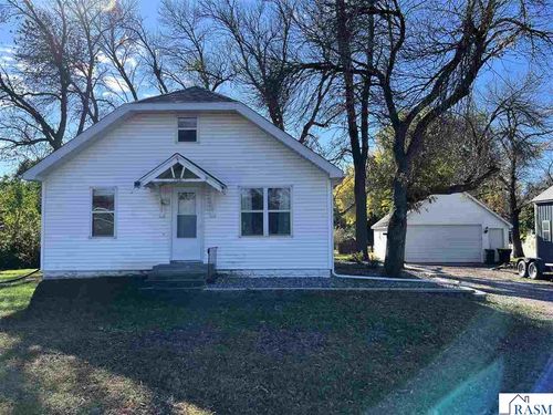 308 11th Ave N, Saint James, MN, 56081-1428 | Card Image