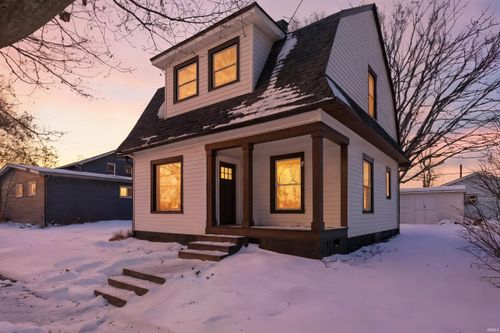 422 W Rush St, Kendallville, IN, 46755-1649 | Card Image