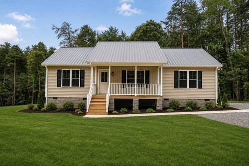 284 Hughes Rd, Farmville, VA, 23901-7199 | Card Image
