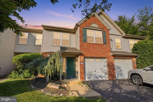 458 Jason Dr, SOUTHAMPTON, PA, 18966-4061 | Card Image