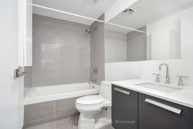 404 - 50 Charles St E, Condo with 1 bedrooms, 1 bathrooms and null parking in Toronto ON | Image 32