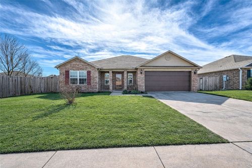 2303 Elmwood Ave, Lowell, AR, 72745-6015 | Card Image