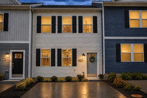 759 Mulligan Ct, Maidsville, WV, 26541-5501 | Card Image
