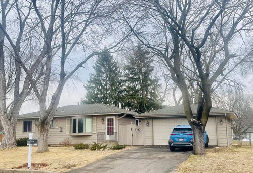 4364 Nicols Rd, Eagan, MN, 55122-1911 | Card Image