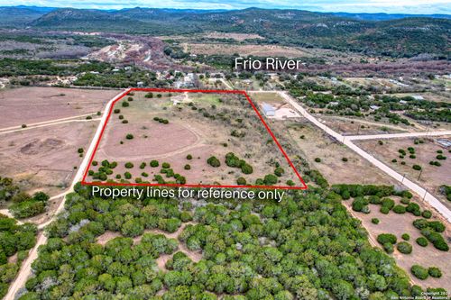 1189A County Road 350, Concan, TX, 78838-3868 | Card Image