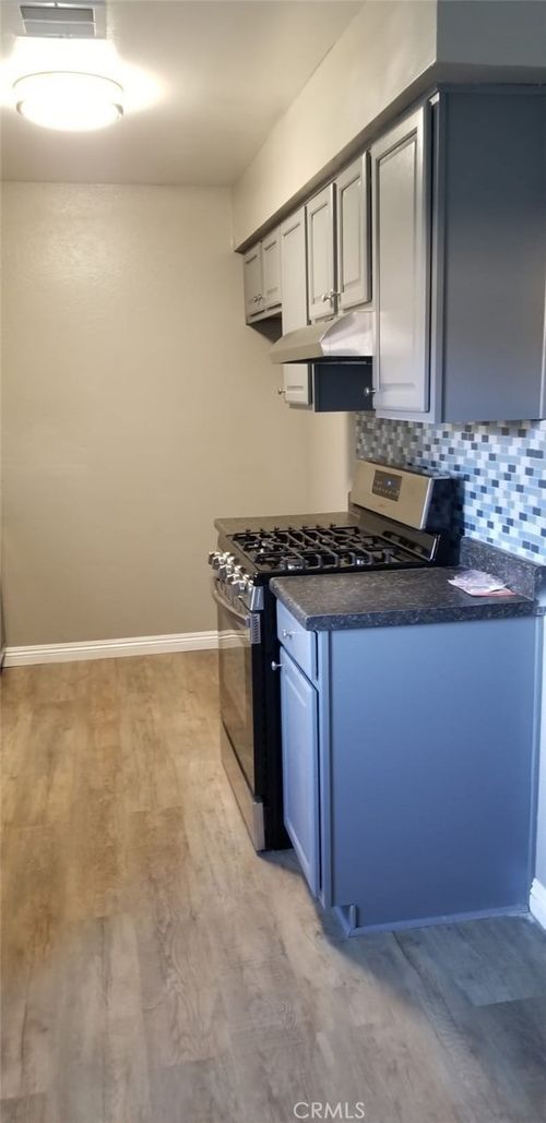 24a-14299 La Paz Dr, Victorville, CA, 92395 | Card Image