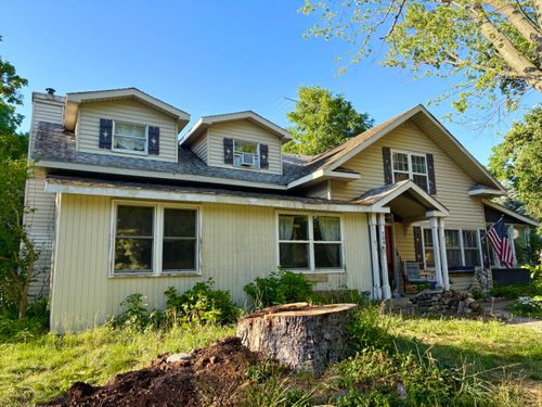 108 Union St, Douglas, MI, 49406-5102 | Card Image