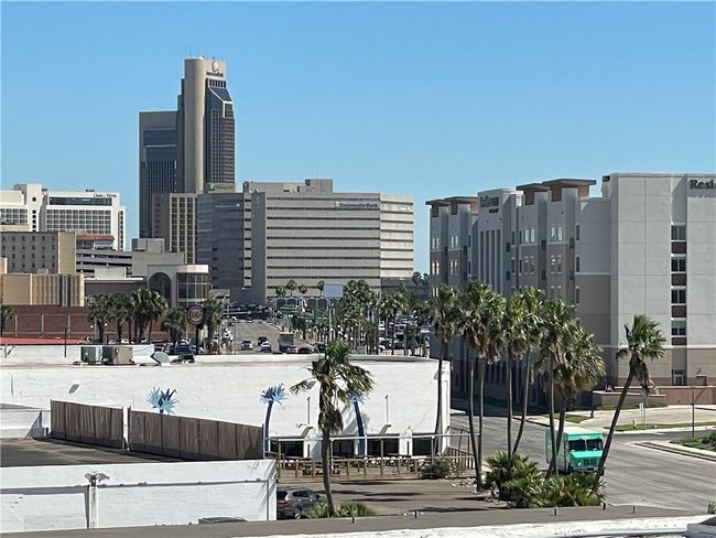 APT-402 - 520 S Chaparral St, Condo with 2 bedrooms, 2 bathrooms and 2 parking in Corpus Christi TX | Image 5