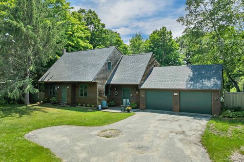 558 Province Rd, Belmont, NH, 03220-3724 | Card Image