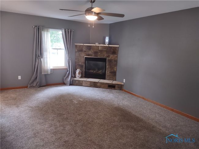 7033 Whiddenmill Dr, House other with 4 bedrooms, 3 bathrooms and 2 parking in Whitehouse OH | Image 8