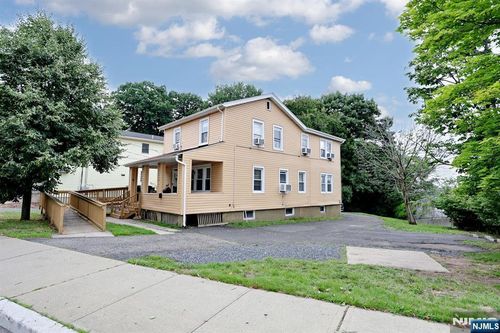3 S Farview Ave, Paramus, NJ, 07652-2607 | Card Image