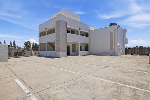7331 North Ave, Lemon Grove, CA, 91945-1526 | Card Image