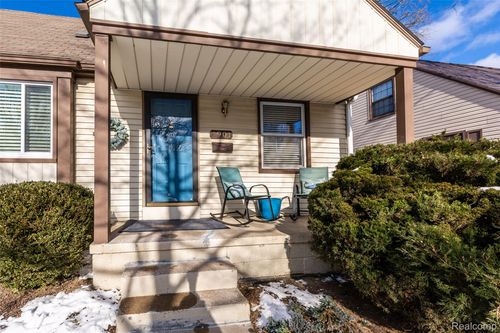 1901 Holland St, Birmingham, MI, 48009-7806 | Card Image