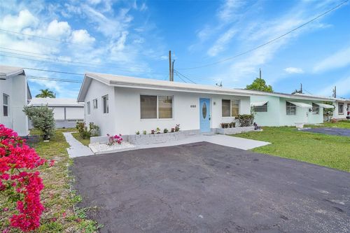 4563 Nw 16th Ter, Tamarac, FL, 33309-3757 | Card Image