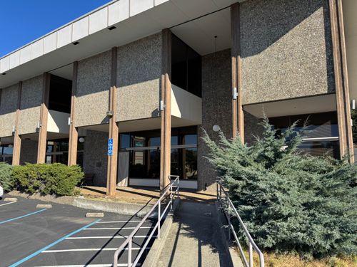 102-3179 Bechelli Ln, Redding, CA, 96002-2041 | Card Image