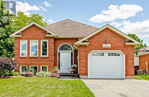 7 Childerhose Cres, Brantford, ON, N3P1Z8 | Card Image