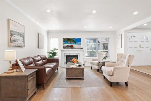 10 Goldenbush, Irvine, CA, 92604 | Card Image