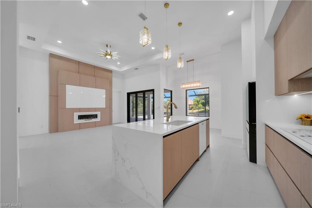 Residential in CAPE CORAL 4