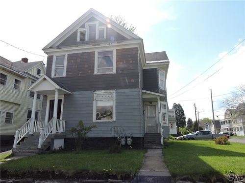 330 Hoefler St, Syracuse, NY, 13204-3447 | Card Image