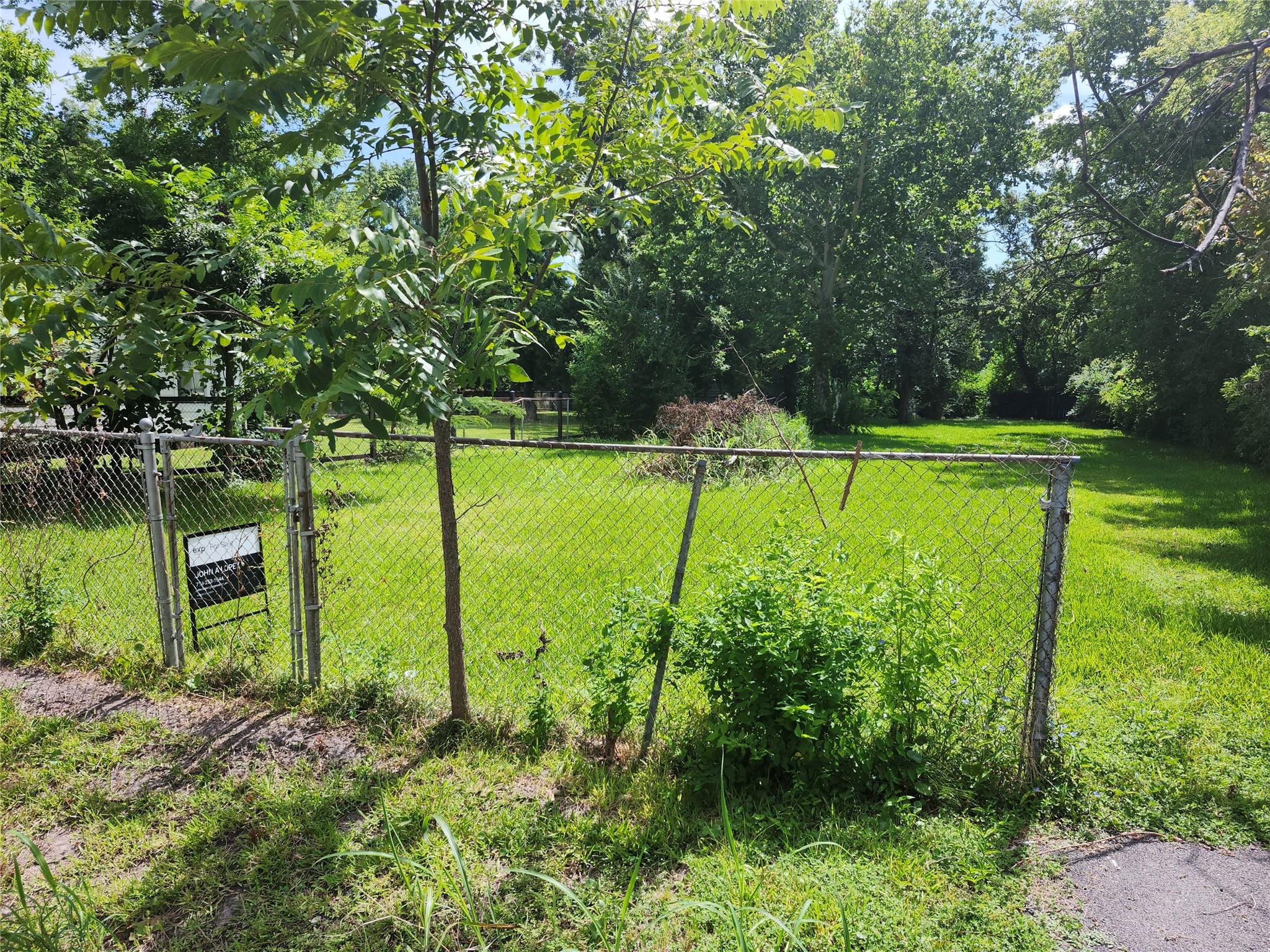 Land in Houston