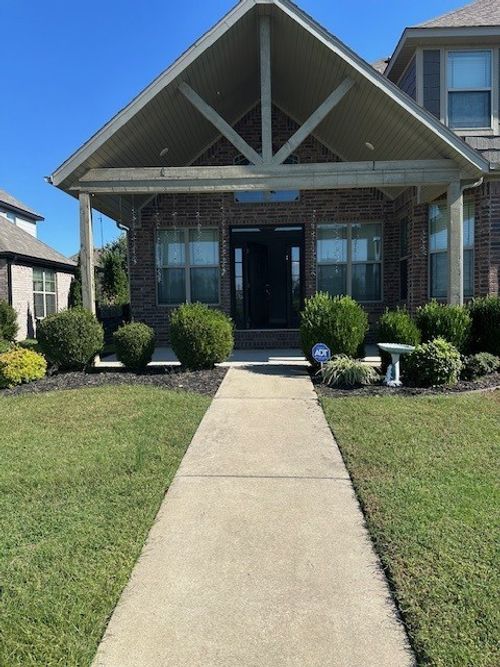 2202 Ne Steinbeck Dr, Bentonville, AR, 72712-3032 | Card Image