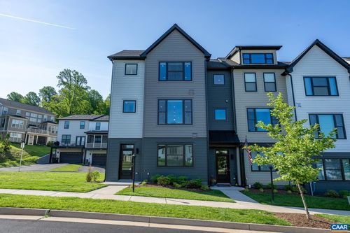 1521 Knoll Ln, CHARLOTTESVILLE, VA, 22911 | Card Image