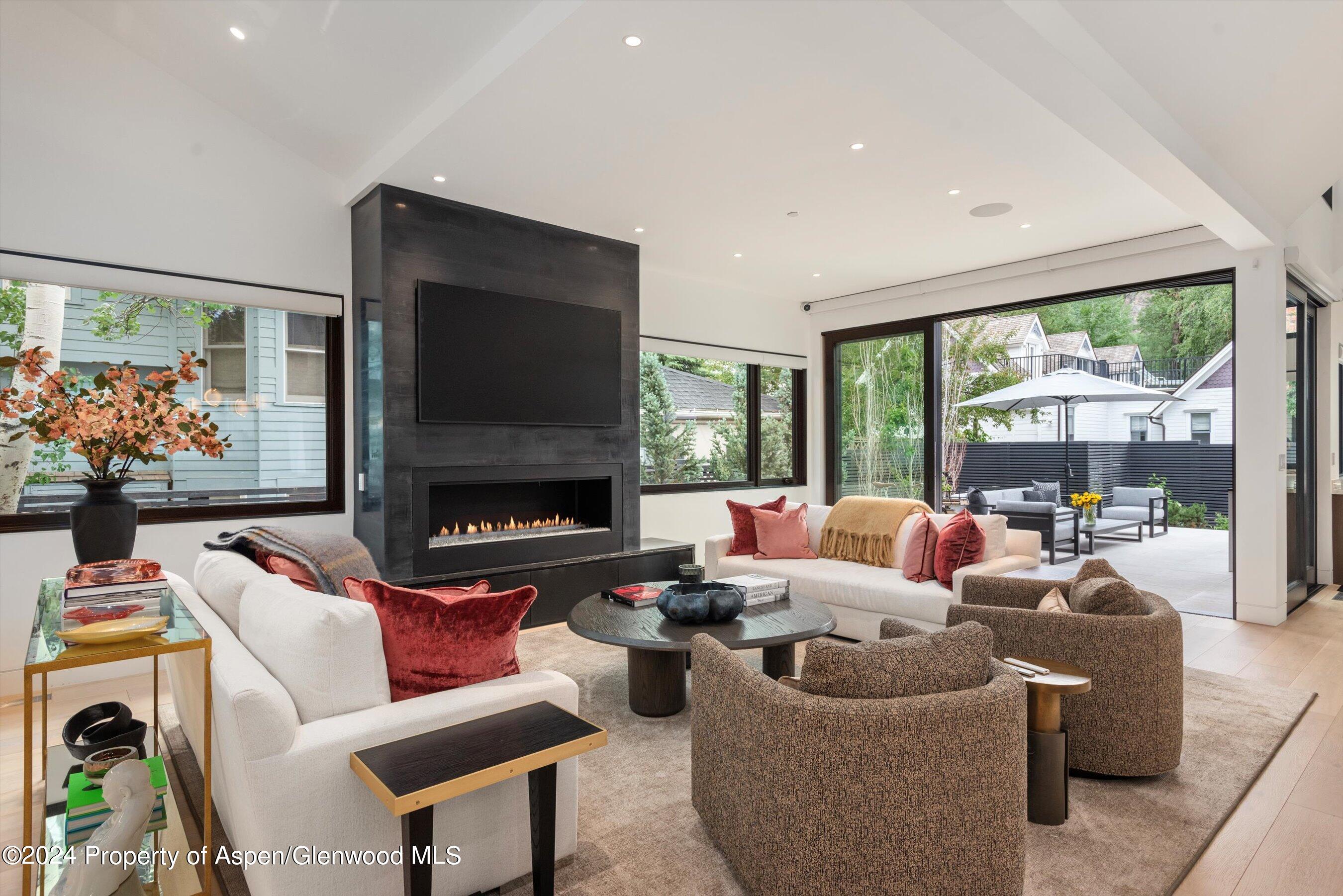 Smuggler St, Aspen, CO 81611