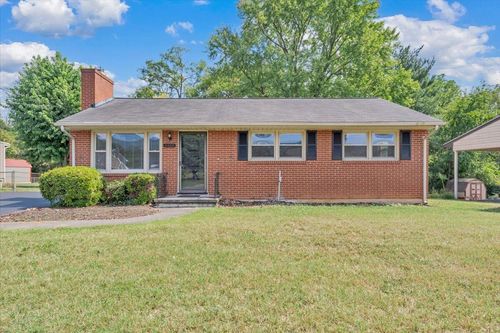 2409 Rollingwood Dr, Salem, VA, 24153-1463 | Card Image
