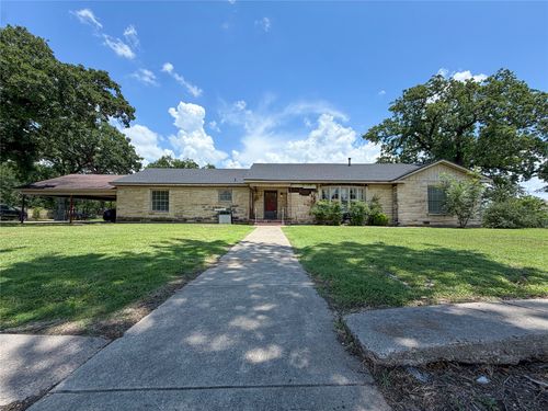 1920 Crow Dr, Waco, TX, 76705-3540 | Card Image