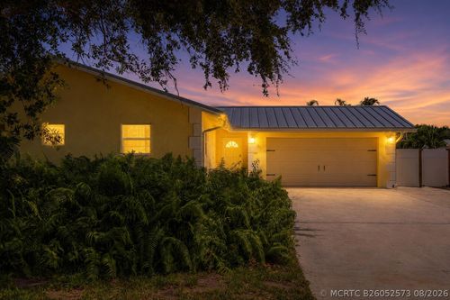 384 Nw 23rd St, Boca Raton, FL, 33431-7454 | Card Image