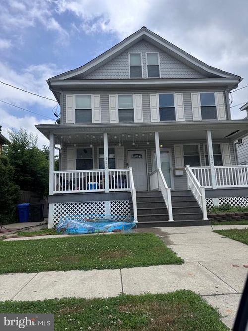 125 W Federal St, Burlington, NJ, 08016-1426 | Card Image