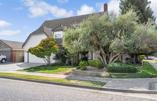 1688 University Ave, Madera, CA, 93637-2961 | Card Image