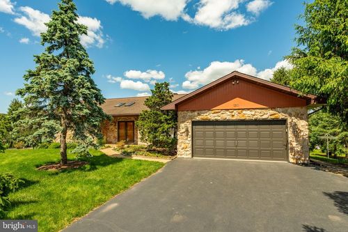 1310 Oberholtzer Rd, DENVER, PA, 17517-8809 | Card Image