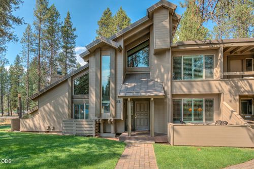 17636 Tennis Village Ct, Sunriver, OR, 97707-1857 | Card Image