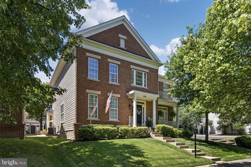 1305 Hearthstone Dr, FREDERICKSBURG, VA, 22401-6601 | Card Image