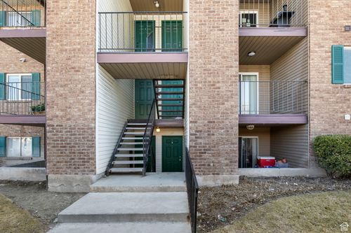 apt-11-4160 Oak Meadows Dr, Taylorsville, UT, 84123-4119 | Card Image