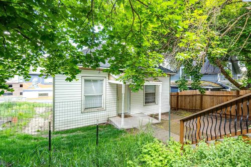 225 Se Spring St, Pullman, WA, 99163 | Card Image