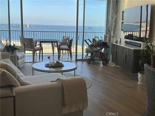 2005-700 E Ocean, Long Beach, CA, 90802 | Card Image