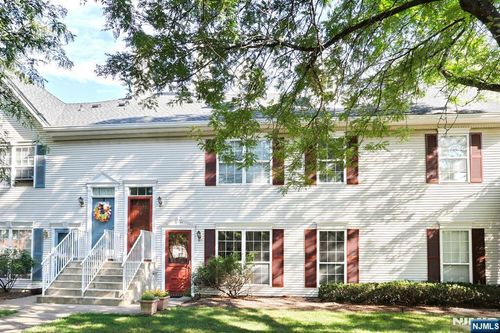 1003 Cumberland Ct, Mahwah, NJ, 07430-1340 | Card Image