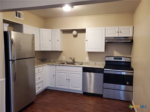 apt-109-1120 N King St, Seguin, TX, 78155-3841 | Card Image