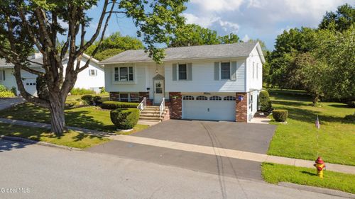 14 Elmwood Ave, Johnstown, NY, 12095-1124 | Card Image