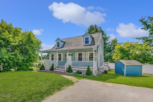 6 Aberdeen Rd, Methuen, MA, 01844-6002 | Card Image